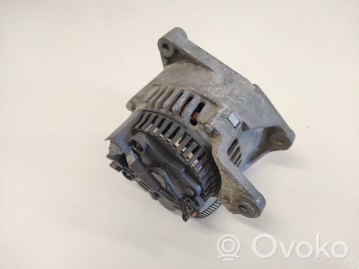 Audi A4 S4 B5 8D Generatore/alternatore 