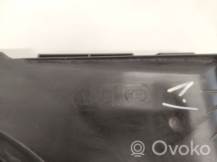 Mercedes-Benz A W176 Osłona wentylatora chłodnicy A2465000093