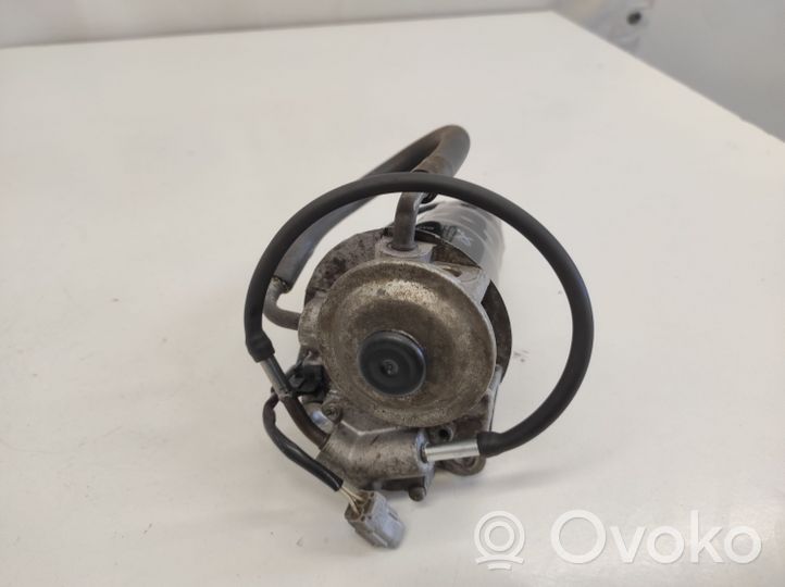 Toyota Corolla Verso AR10 Filtre à carburant 