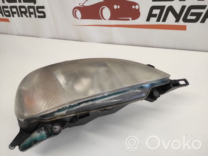 Mercedes-Benz ML W163 Lampa przednia 96323100