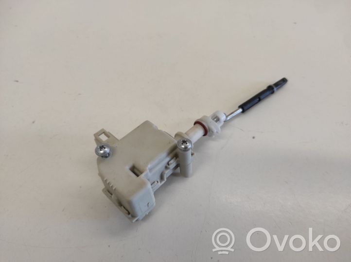 Volkswagen Touareg I Fuel tank cap lock motor 1J08167739