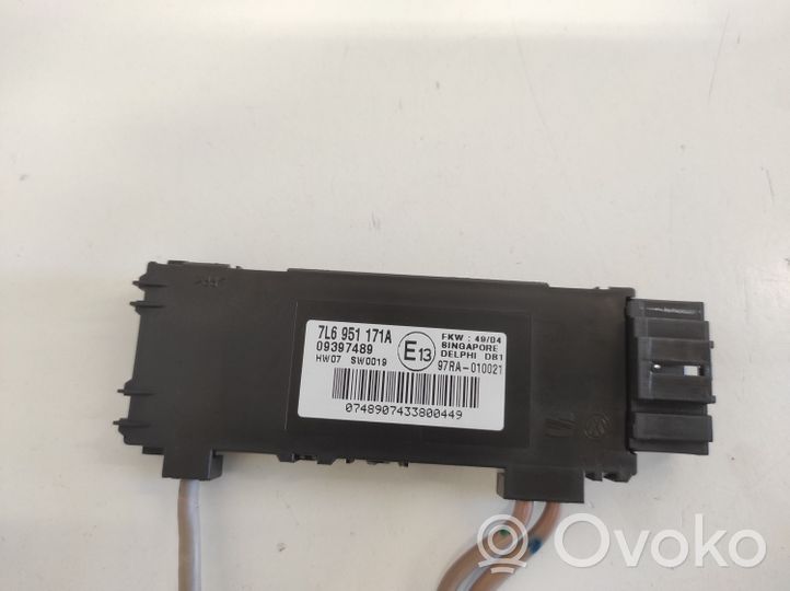 Volkswagen Touareg I Rilevatore/sensore di movimento 7L6951171A