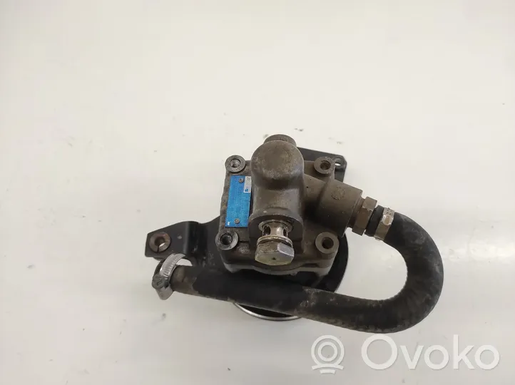 Audi A6 S6 C4 4A Power steering pump 7931617