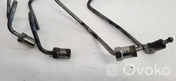 Toyota Corolla Verso AR10 Tuyau d'alimentation d'injecteur de carburant 