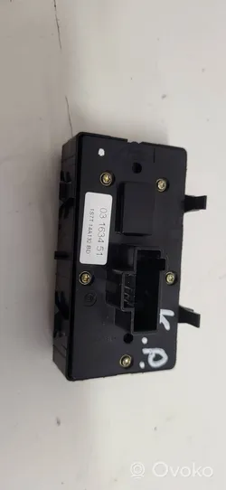 Ford Mondeo Mk III Electric window control switch 1S7T14A132BD