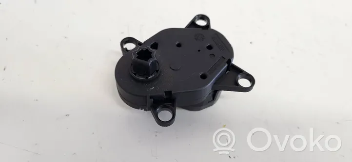 Citroen C5 Moteur / actionneur de volet de climatisation 653118VE