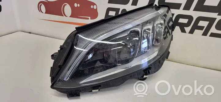 Mercedes-Benz C AMG W205 Lampa przednia A2059061506