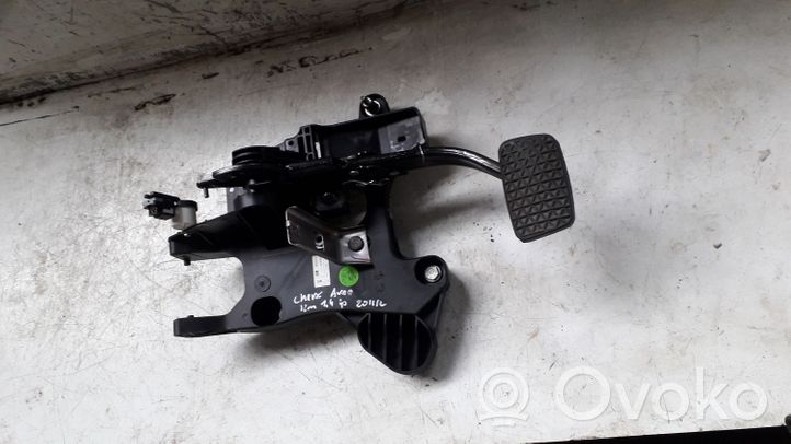 Chevrolet Aveo Pedal de freno 95020248