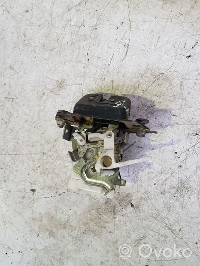 Subaru Outback Takaluukun/tavaratilan lukon vastakappale 