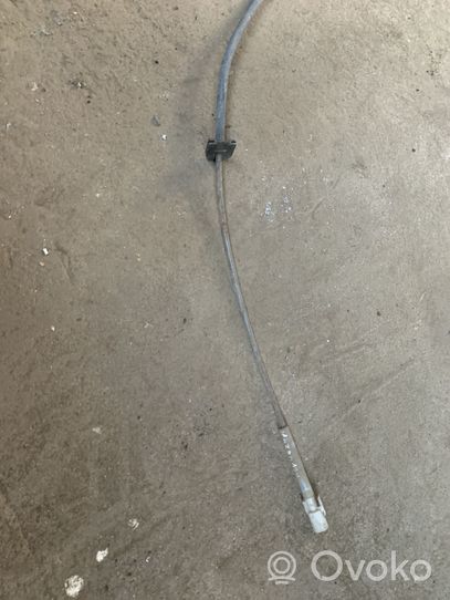 Mazda 121 Kabel licznika / prędkościomierza 