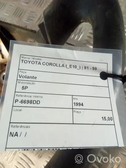 Toyota Corolla E100 Volant 