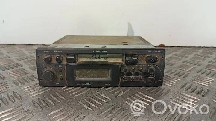 Citroen Saxo Panel / Radioodtwarzacz CD/DVD/GPS 