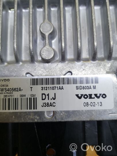 Volvo V50 Sterownik / Moduł ECU 31211071AA
