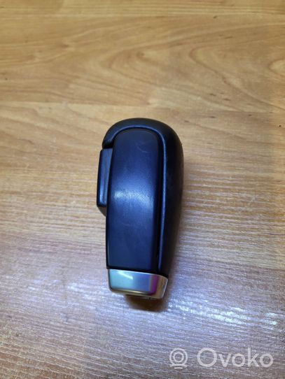 Volvo XC70 Gear lever shifter trim leather/knob 