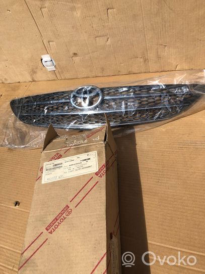 Toyota Camry Grille calandre supérieure de pare-chocs avant 5310133090