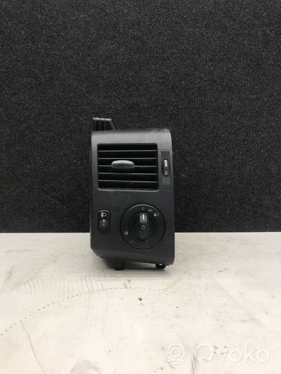 Volkswagen Crafter Copertura griglia di ventilazione laterale cruscotto A0000943248