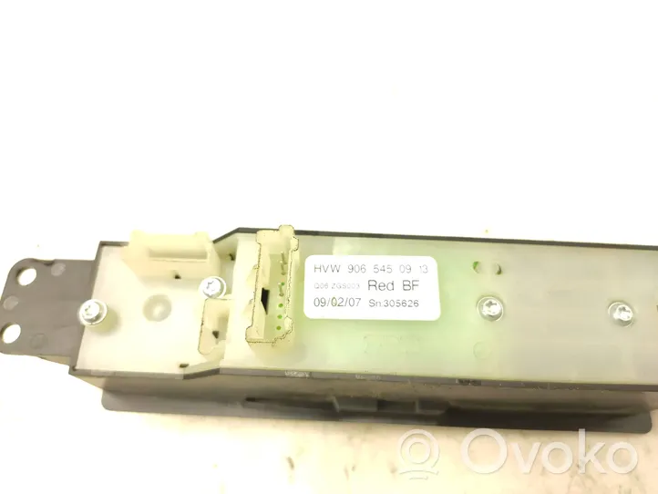 Mercedes-Benz Sprinter W906 Electric window control switch 9065450913