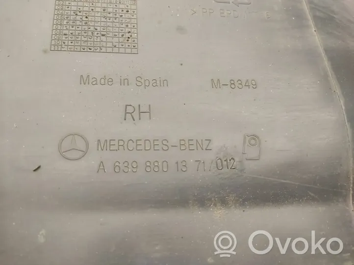 Mercedes-Benz Vito Viano W639 Coin de pare-chocs arrière A6398801371