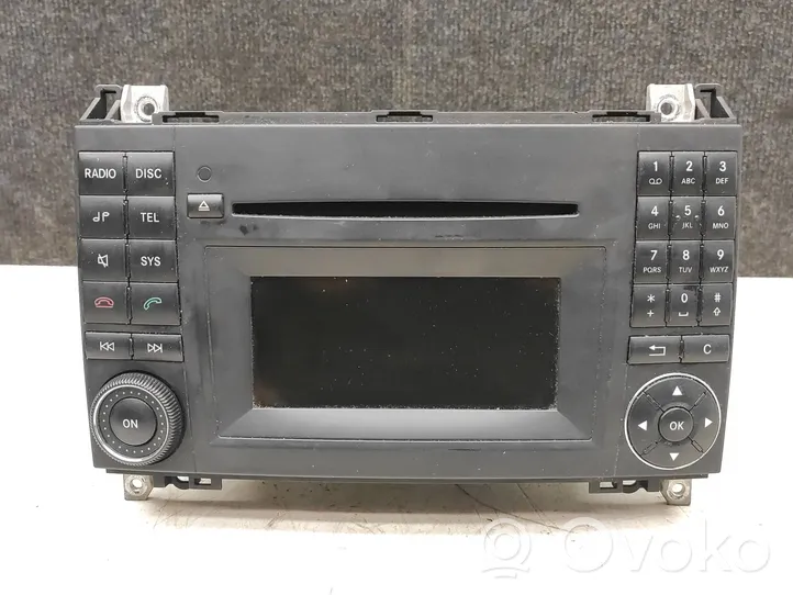 Mercedes-Benz Sprinter W906 Radio / CD/DVD atskaņotājs / navigācija A1699002000