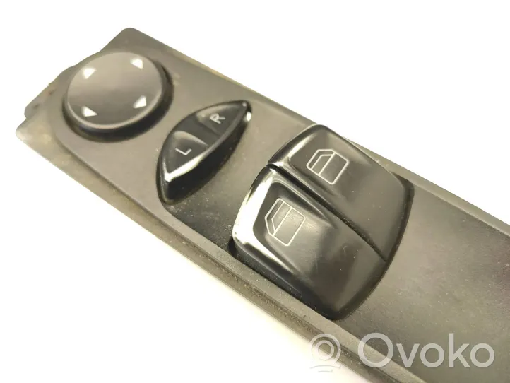 Mercedes-Benz Vito Viano W639 Sähkötoimisen ikkunan ohjauskytkin A6395450113