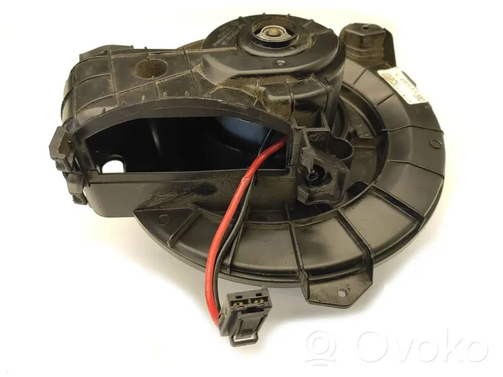 Mercedes-Benz Sprinter W907 W910 Pulseur d'air habitacle A0008308002