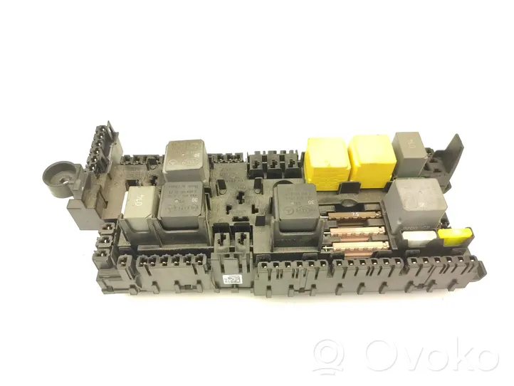 Mercedes-Benz Sprinter W907 W910 Fuse box set A9075450100