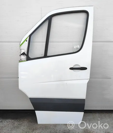 Mercedes-Benz Sprinter W906 Front door 