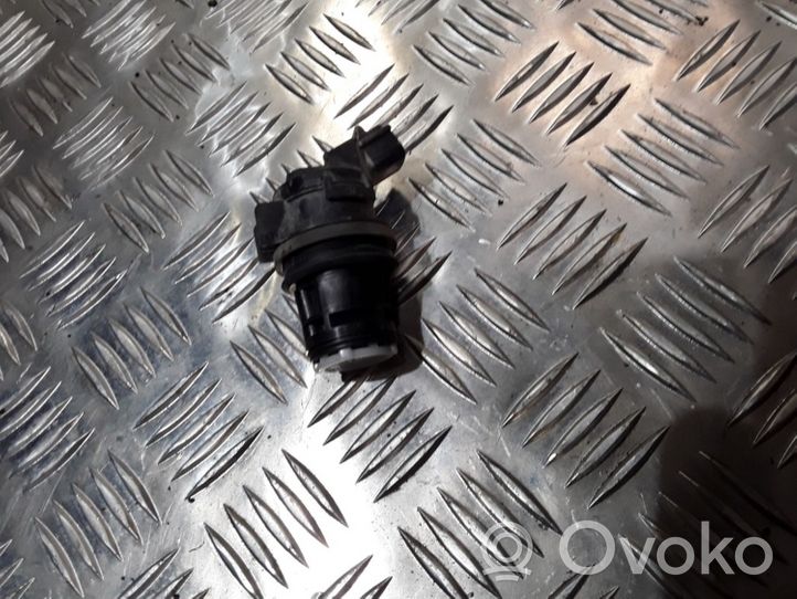 Toyota RAV 4 (XA20) Mazgāšanas šķidruma smidzinātājs (-i) priekšējam logam 8533060190