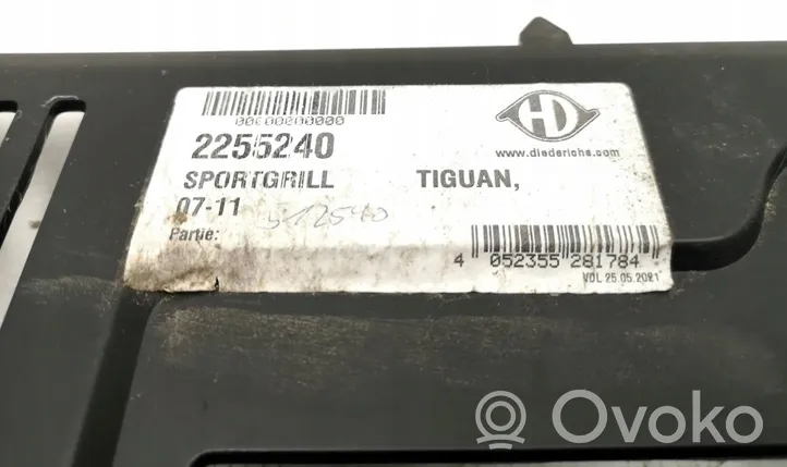 Volkswagen Tiguan Grille calandre supérieure de pare-chocs avant 2255240