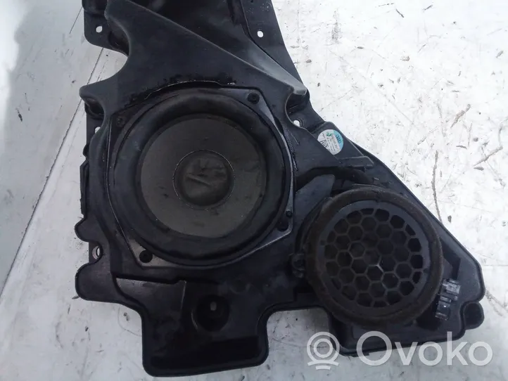 Audi Q8 Garsiakalbis (-iai) priekinėse duryse 4M8035297