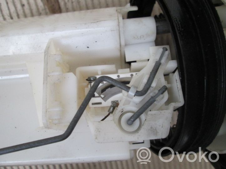 Volvo S40, V40 Pompe à carburant 