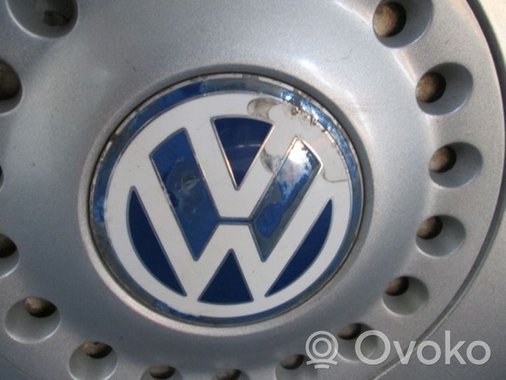 Volkswagen New Beetle R18-alumiinivanne 