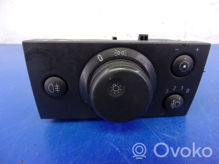 Opel Vectra C Other devices 9185884SQ