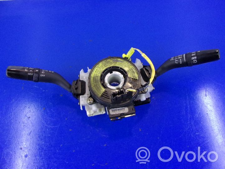 Mazda MPV II LW Autres commutateurs / boutons / leviers 