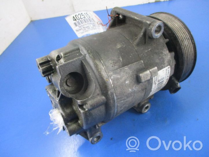 Renault Megane II Compressore aria condizionata (A/C) (pompa) 8200940233