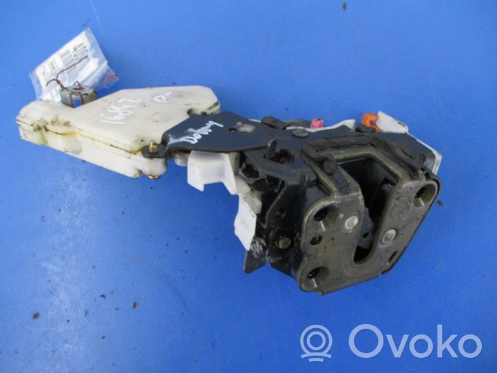 Nissan Sentra B14 Serrure de porte arrière 8255279912