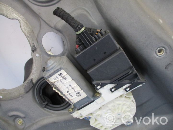 Volkswagen Golf IV Elektryczny podnośnik szyby drzwi tylnych 1J4839756E