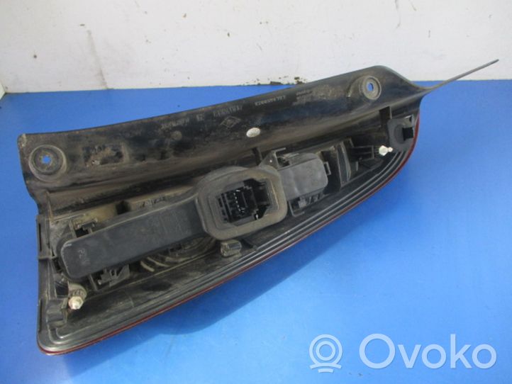 Renault Espace III Lampa tylna 8200394722