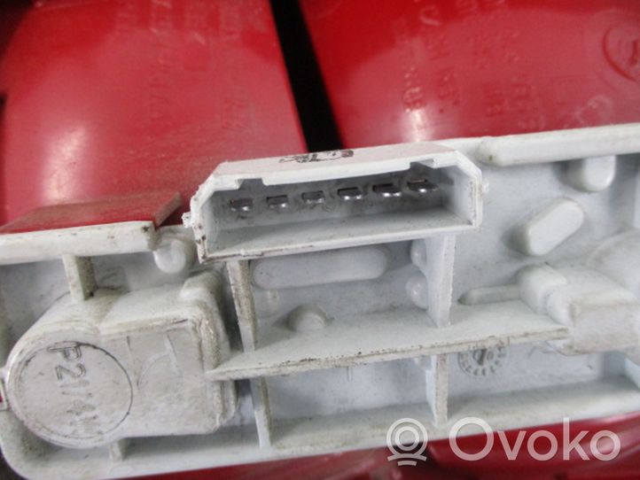 Skoda Fabia Mk1 (6Y) Lampa tylna 6Y6945095B