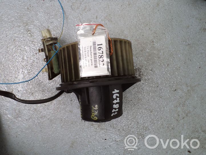 Volkswagen PASSAT B2 Heater fan/blower 