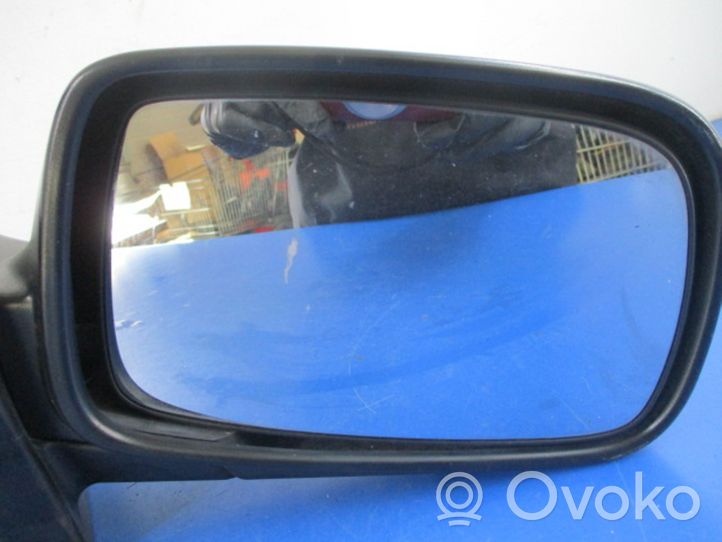 Toyota Yaris Verso Elektryczne lusterko boczne drzwi przednich 