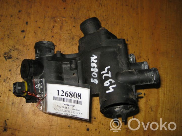 Volkswagen Golf III Boîtier de thermostat / thermostat 