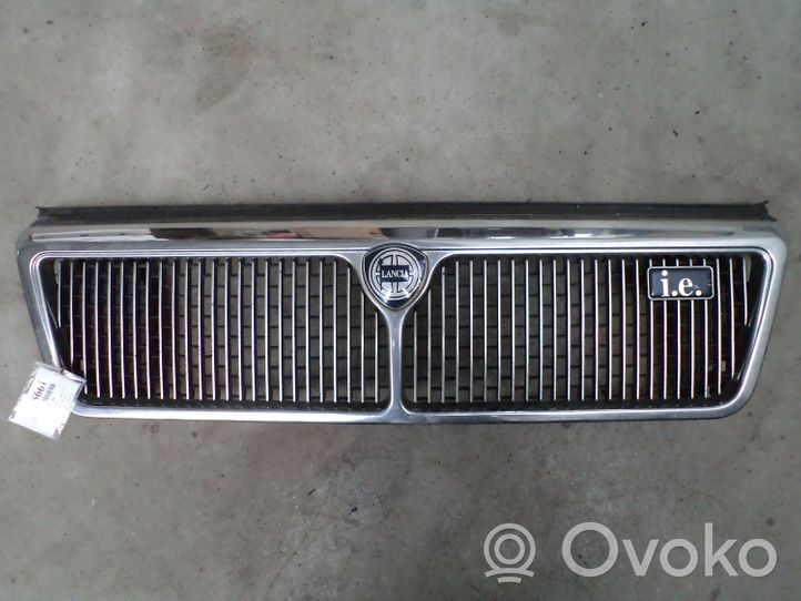 Lancia Thema Atrapa chłodnicy / Grill 