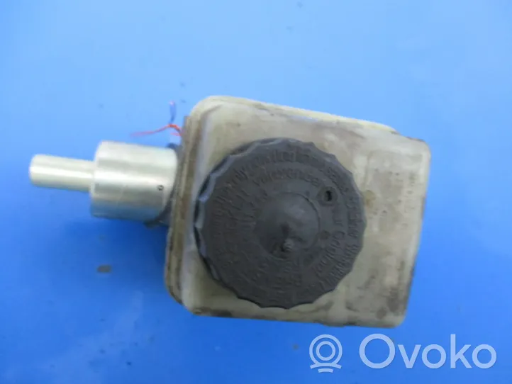 Volkswagen Golf II Master brake cylinder 