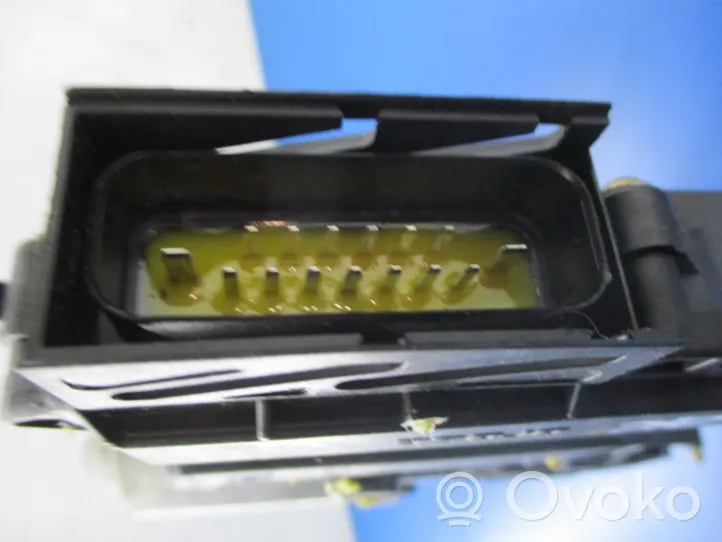 Ford Galaxy Elektryczny podnośnik szyby drzwi przednich 7M3837401