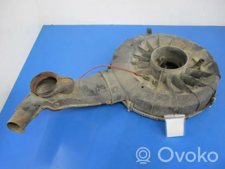 Opel Kadett E Boîtier de filtre à air 90324433