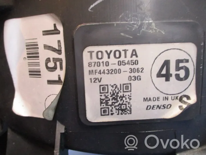 Toyota Avensis Verso Salono oro mazgo komplektas 87010-05450