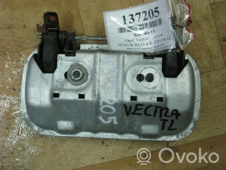 Opel Vectra B Takaoven ulkokahva 