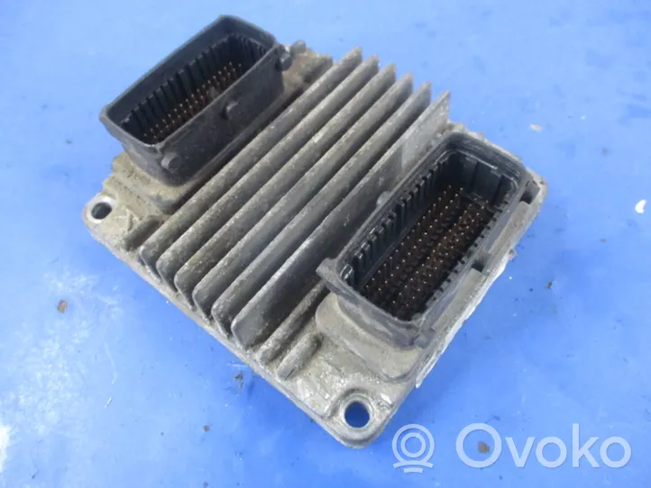 Opel Corsa C Komputer / Sterownik ECU silnika 09391259