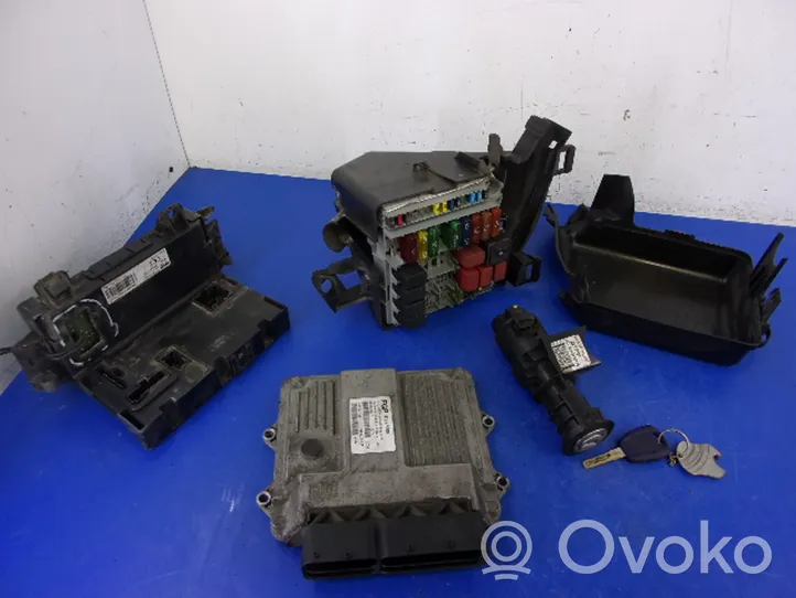 Fiat Panda 141 Unité de commande, module ECU de moteur 51775008